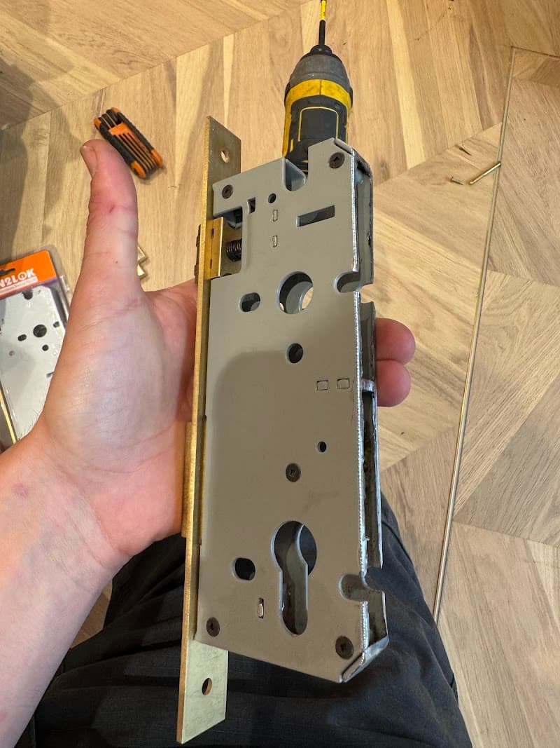 Magen Locksmiths locksmith work in St Kilda East