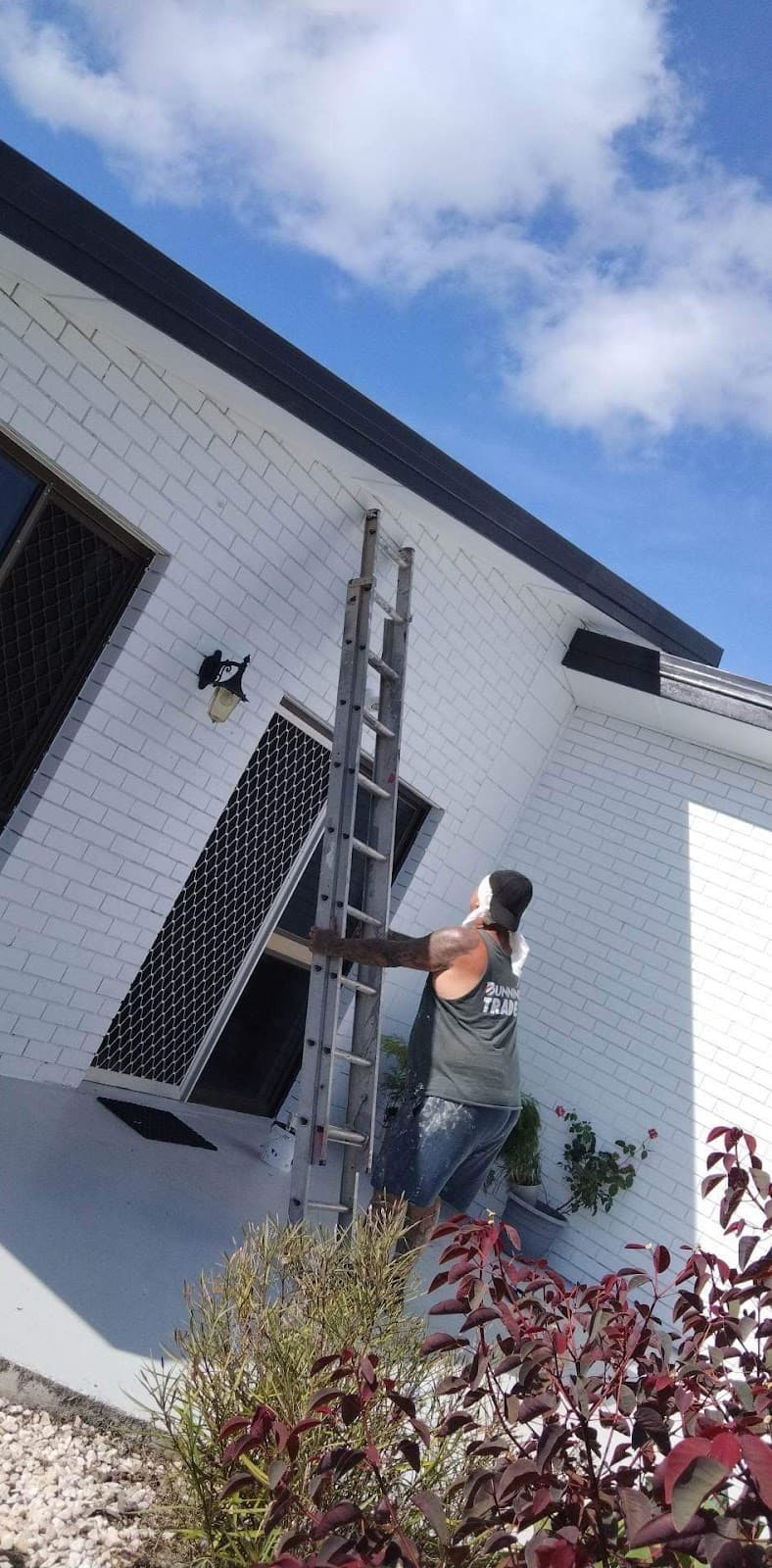 Maintenance Man Hervey Bay handyman work in Hervey Bay
