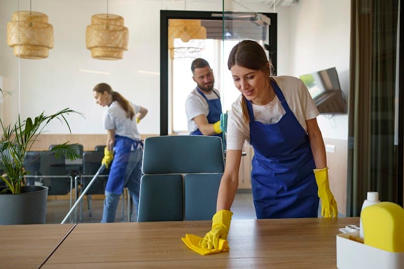 Make It Clean Services - Cleaners Brisbane | House Cleaning | Office & Commercial Buildings cleaning work in Fitzgibbon