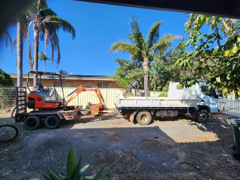 Mandurah Earthworks and Landscaping demolition work in Mandurah