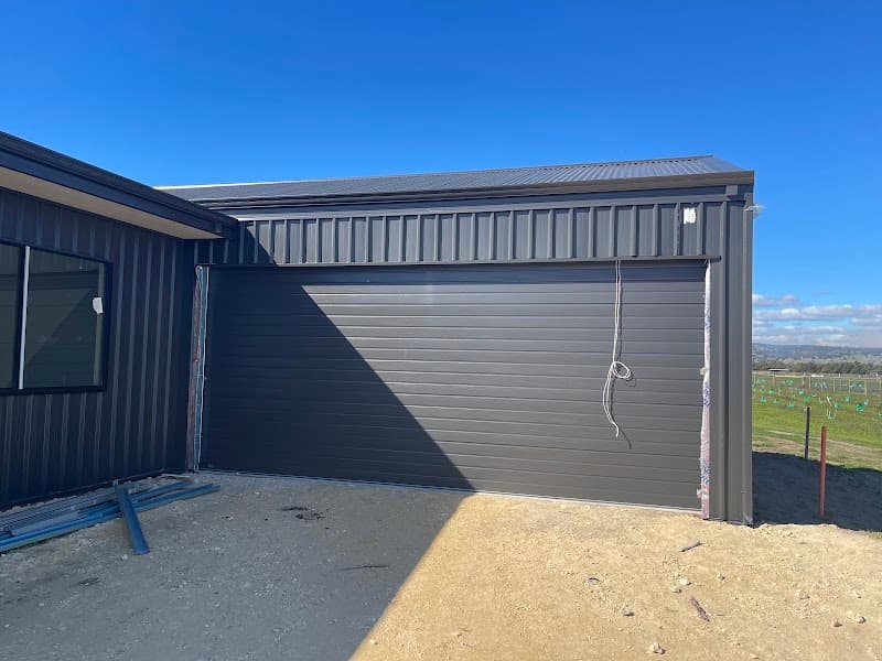 Mandurah Garage Door Repairs garage doors work in San Remo