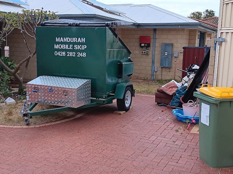 Mandurah Mobile Skip rubbish removal work in Wannanup