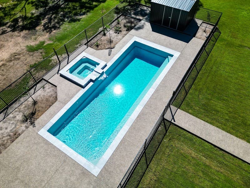 Mariners Pools Plus pool builder work in Pialba