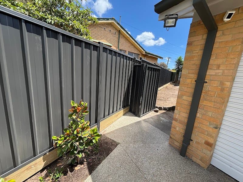 Marj Fencing fencing work in Bundoora