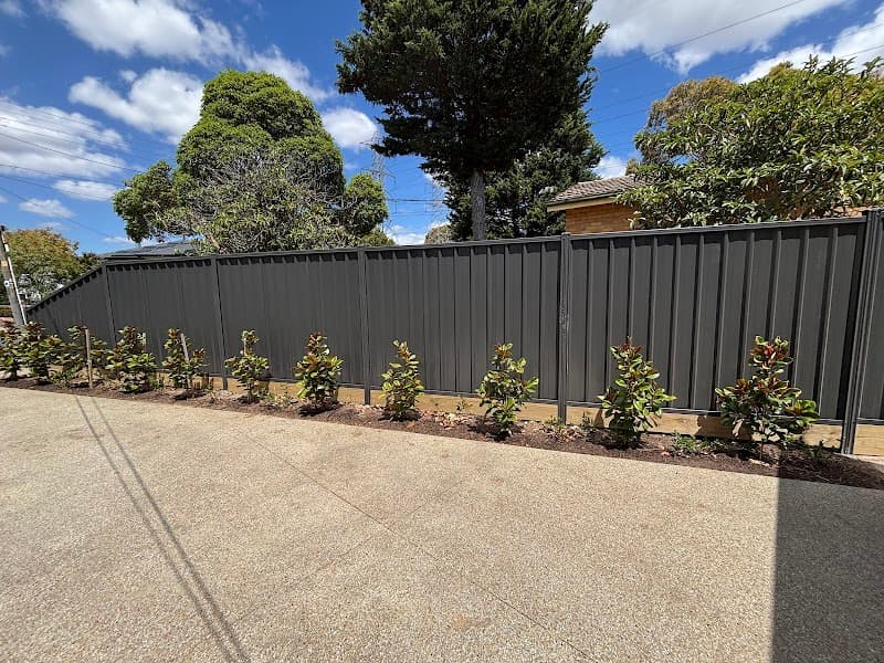 Marj Fencing fencing work in Bundoora