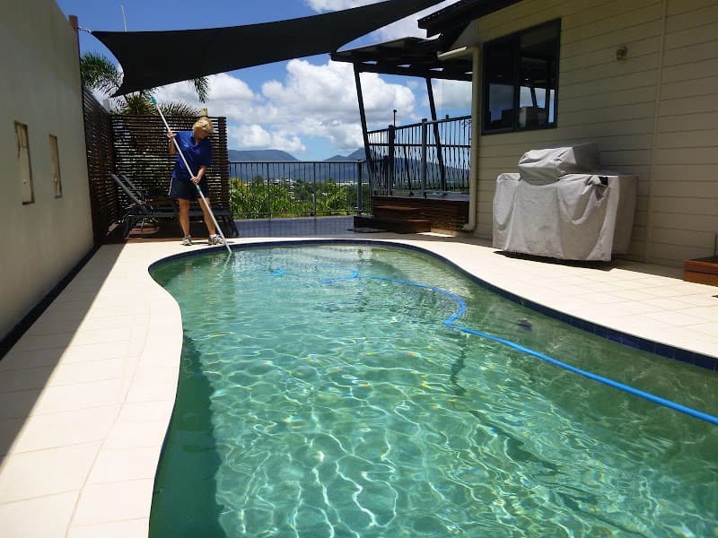 Marlin Swim Pool Service pool builder work in Edmonton