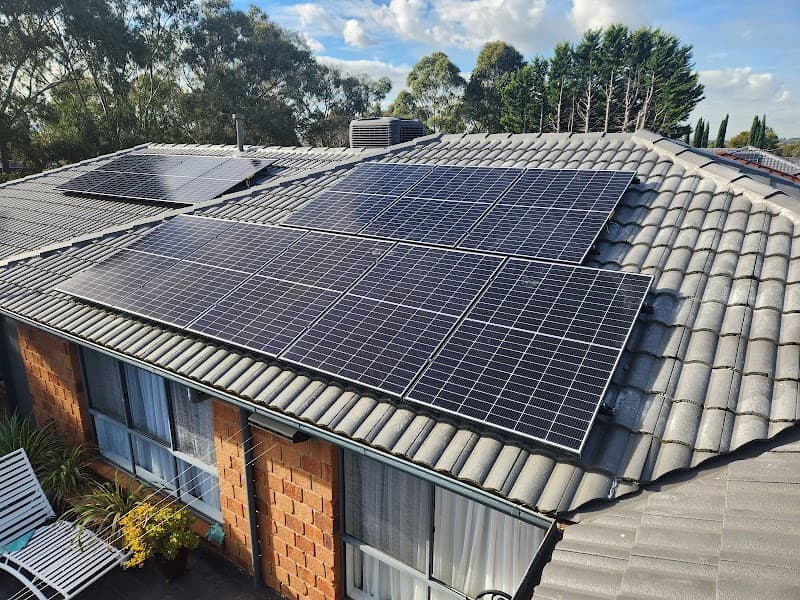 Marshall Energy Solutions - Solar & battery installer solar panel installation work in Lynbrook