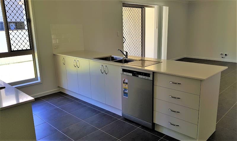 Maryborough Kitchens & Joinery kitchen renovation work in St Helens
