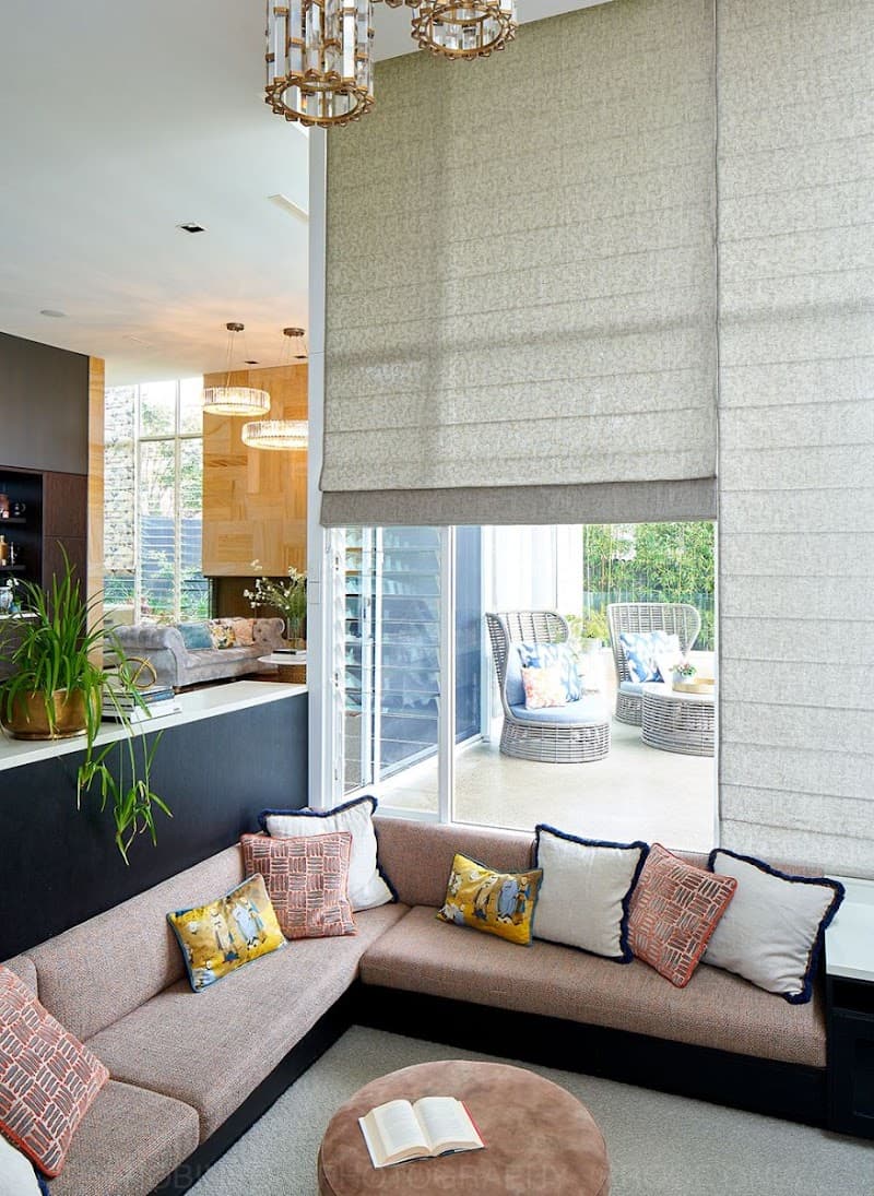 Master Curtains and Blinds – Brisbane | Supply, Install & Repair curtains & blinds work in New Farm