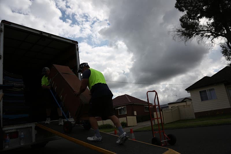 Master Movers removalist work in Mornington