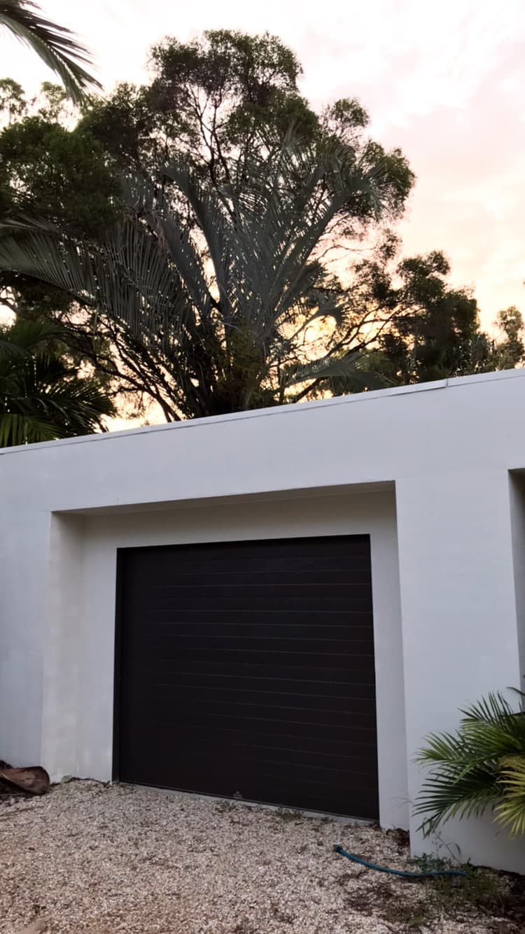 Mastertech Doors garage doors work in Varsity Lakes