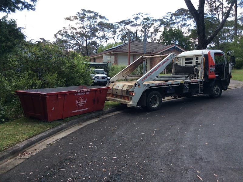 Matt’s Skip Bins rubbish removal work in Penrith
