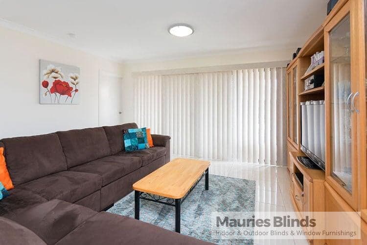 Maurie's Blinds curtains & blinds work in Kingsthorpe