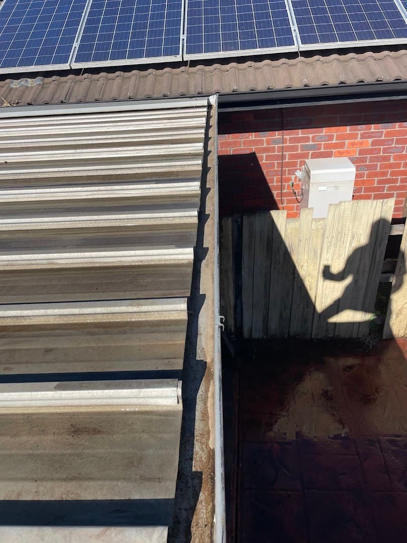 Mavericks Window and Gutter Cleaning gutter cleaning work in Burnside Heights