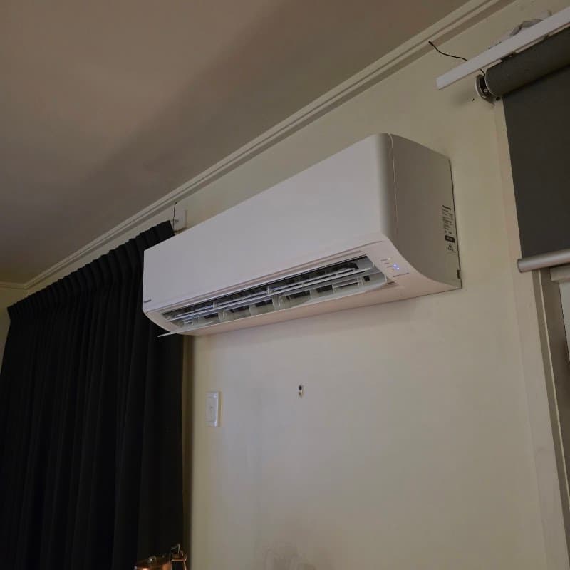 MCG Airconditioning & Refrigeration air conditioning work in North Bendigo