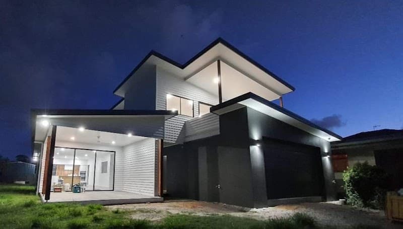 Mckenzie Electrical electrician work in Maroochydore