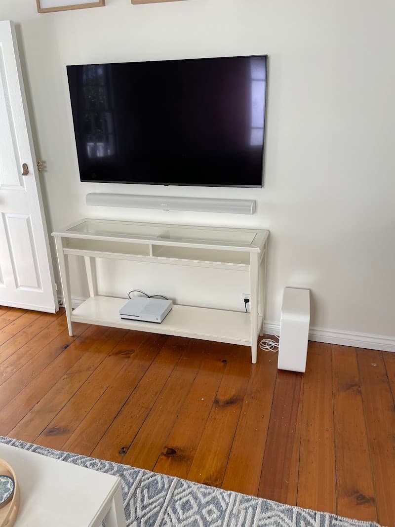 Mckenzie Electrical electrician work in Maroochydore