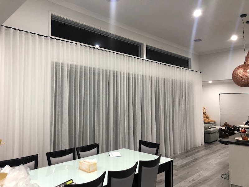 Melbourne Cheap Blinds & Curtains curtains & blinds work in Rockbank