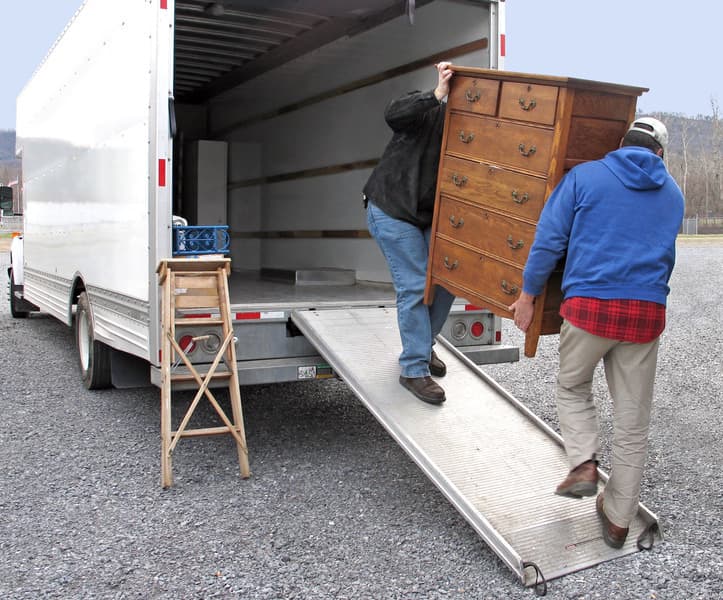Melbourne City Movers removalist work in Melbourne