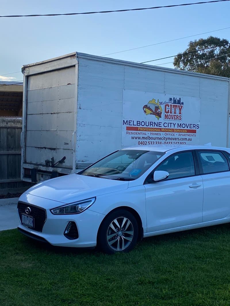 Melbourne City Movers removalist work in Melbourne