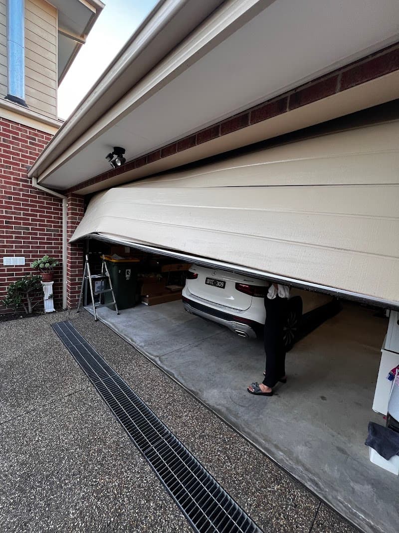 Melbourne Garage Repairs - Garage Door Repairs in Melbourne garage doors work in Kew