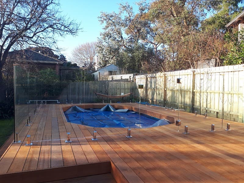 Melbourne Glass Fencing fencing work in Docklands