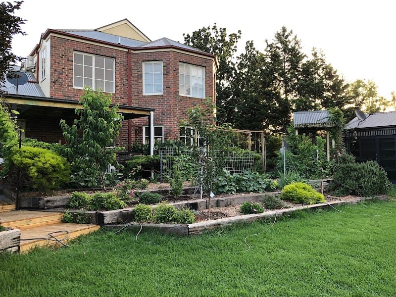 MELBOURNE LAWN MOWING & Gardening Services gardening work in Maribyrnong