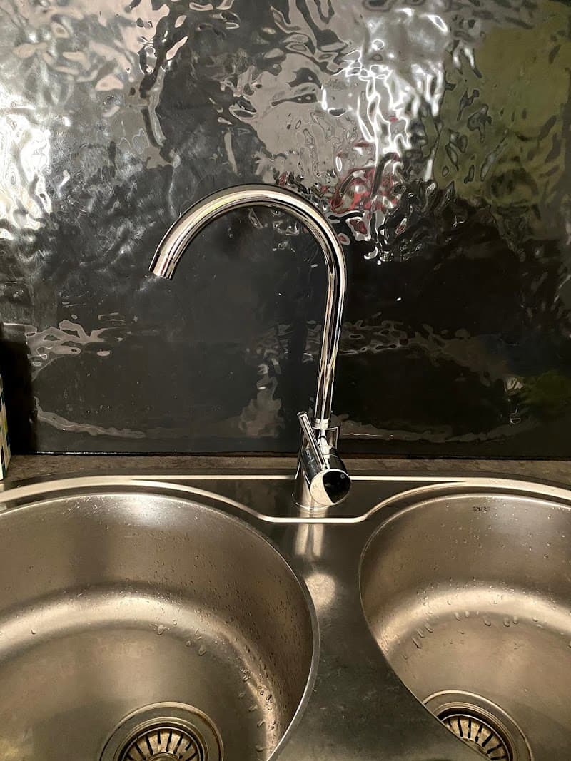 Melbourne Metro Plumbing Group plumber work in South Yarra