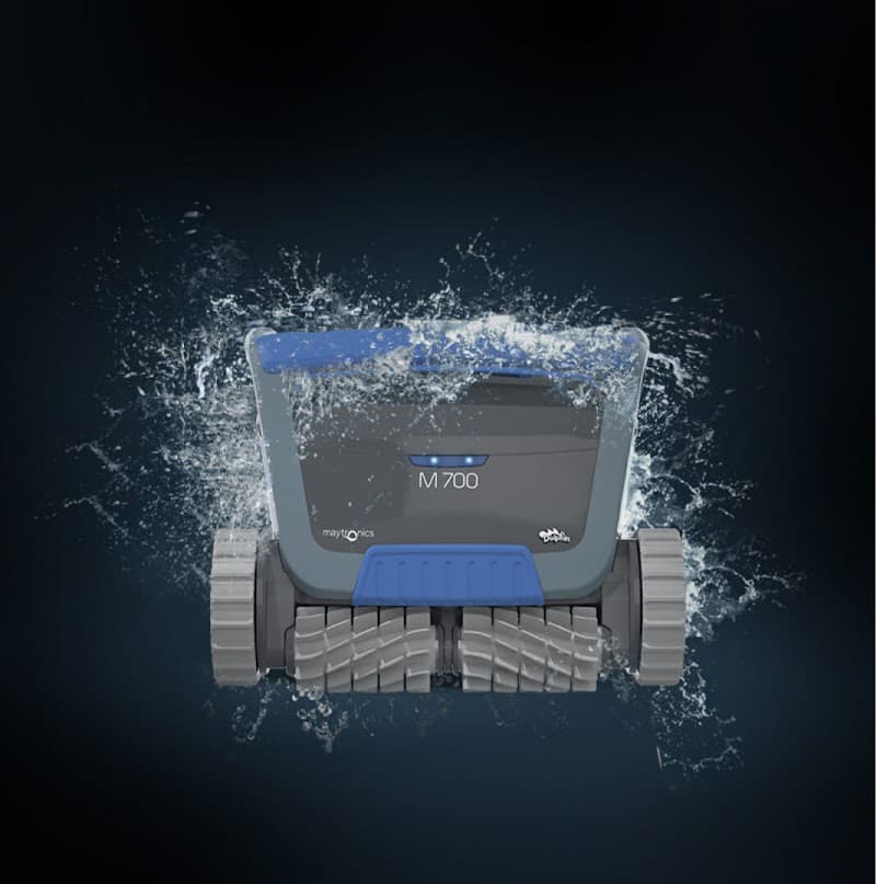 Melbourne Pool Robotics pool maintenance work in Mornington