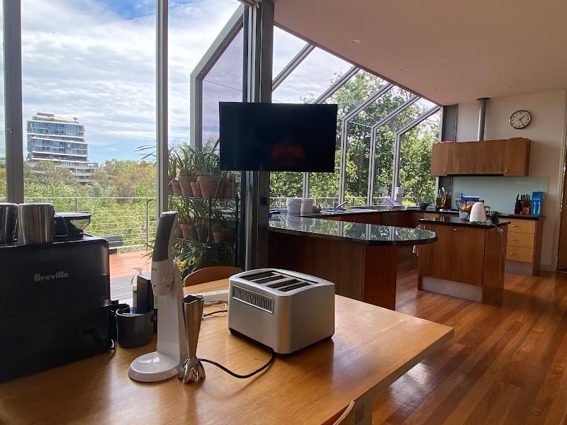 Melbourne TV Wall Mounting - TV Antenna Installation Melbourne - TV Wall Hanging antenna & tv work in Ivanhoe