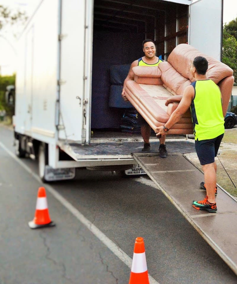 Melkuin Movers Removals & Transport removalist work in Jimboomba