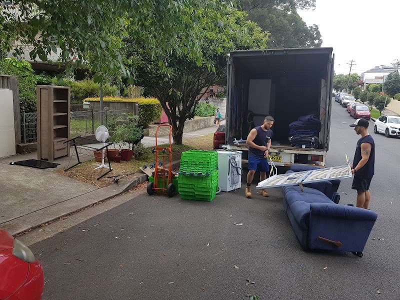 Men That Move removalist work in Marrickville
