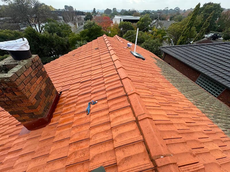 Metropolitan Roof Repairs roofing work in Kew