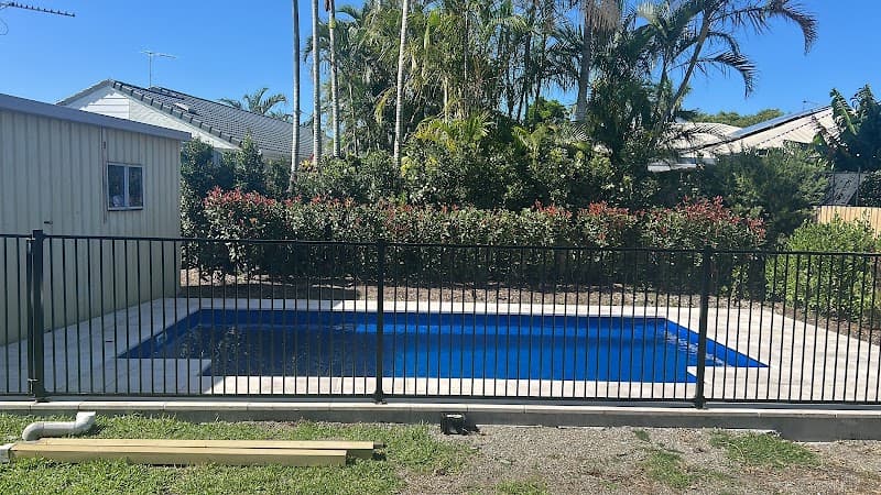 MFP easy Fibreglass Pools pool builder work in Brendale
