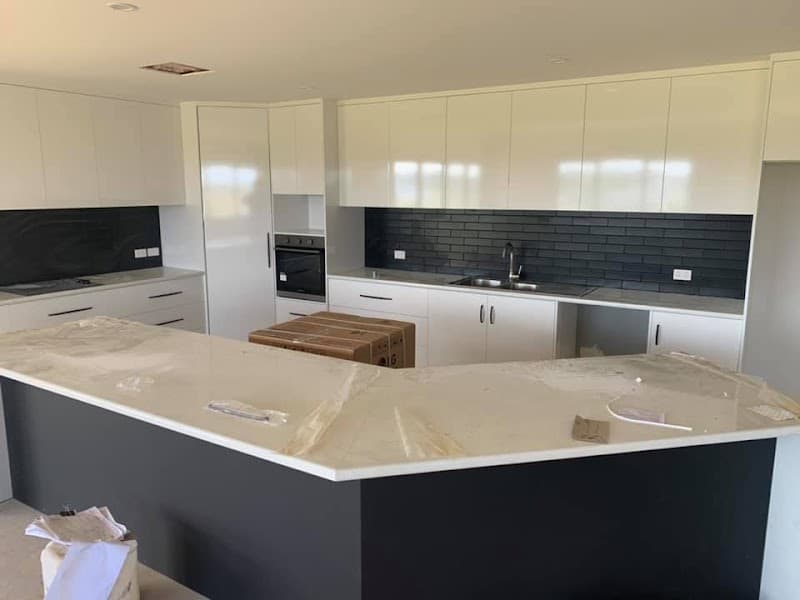 Mick Mullan Building & Plumbing Pty Ltd roofing work in Lel