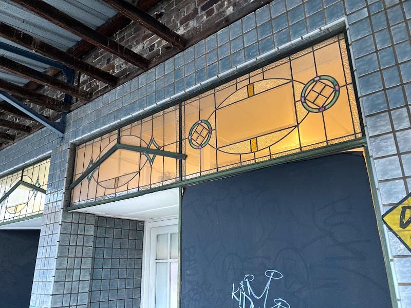 Mick's Glass & Glazing Service Pty Ltd glass & glazier work in Ashbury