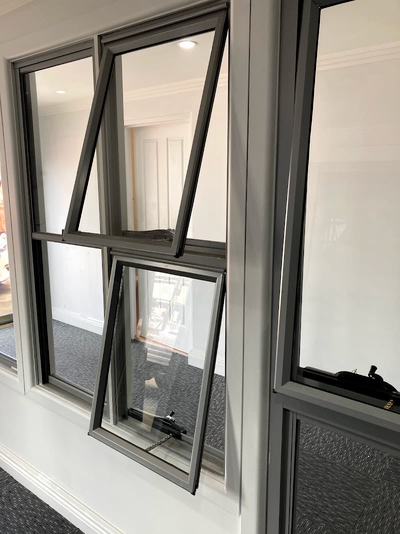 Mick's Glass & Glazing Service Pty Ltd glass & glazier work in Ashbury