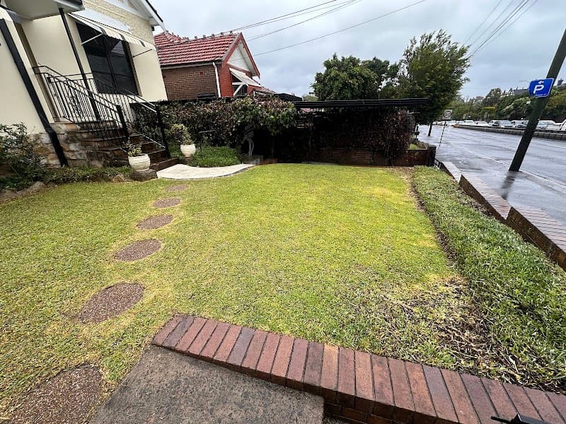 Midas Mowing lawn care work in Drummoyne