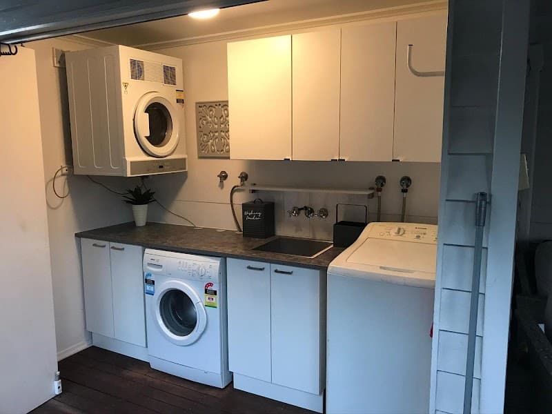 Mighty Handy Handyman and Maintenance handyman work in Everton Hills