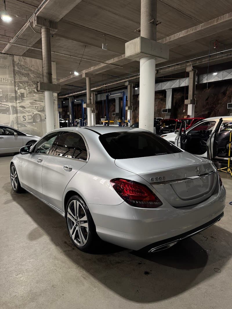Mike Garage Co. window tinting work in Runcorn