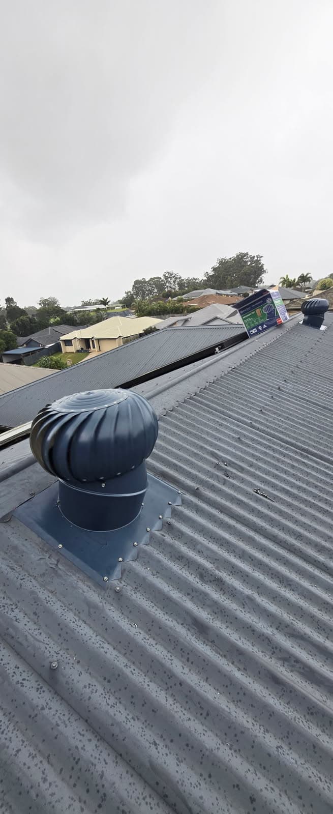 Mike's Whirly Birds roofing work in South Toowoomba