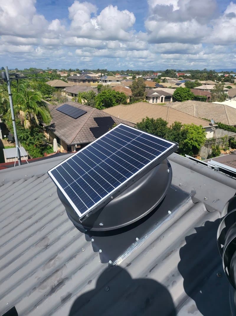 Mike's Whirly Birds roofing work in South Toowoomba
