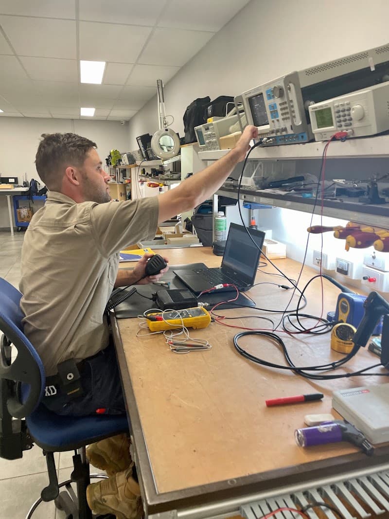 Miles Electronics antenna & tv work in Woree