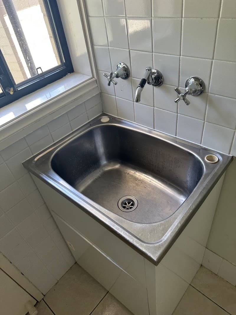 Mint Cleaning Group Pty Ltd oven & bbq cleaning work in Kingston