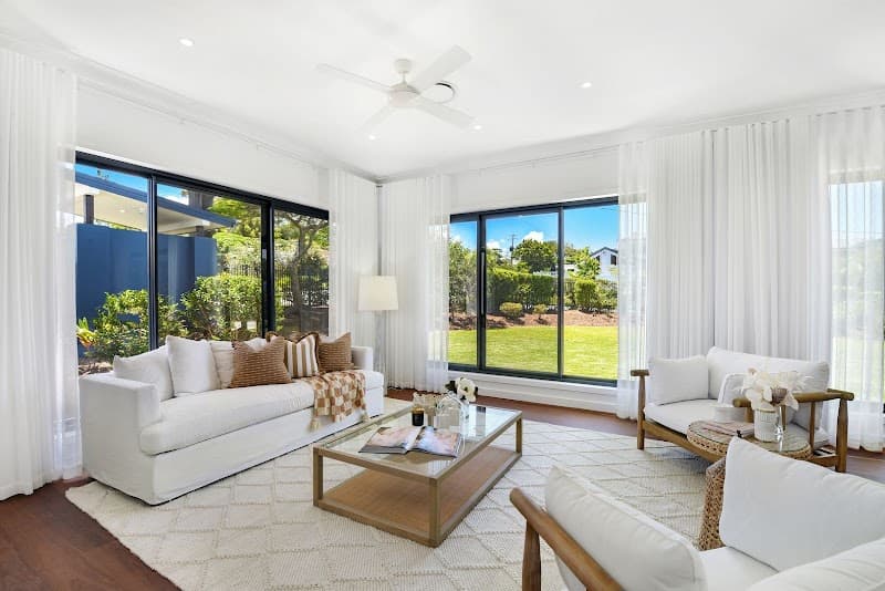 Miss Curtains Gold Coast curtains & blinds work in Arundel