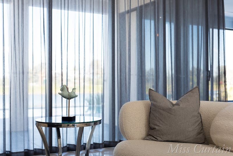 Miss Curtains Gold Coast curtains & blinds work in Arundel