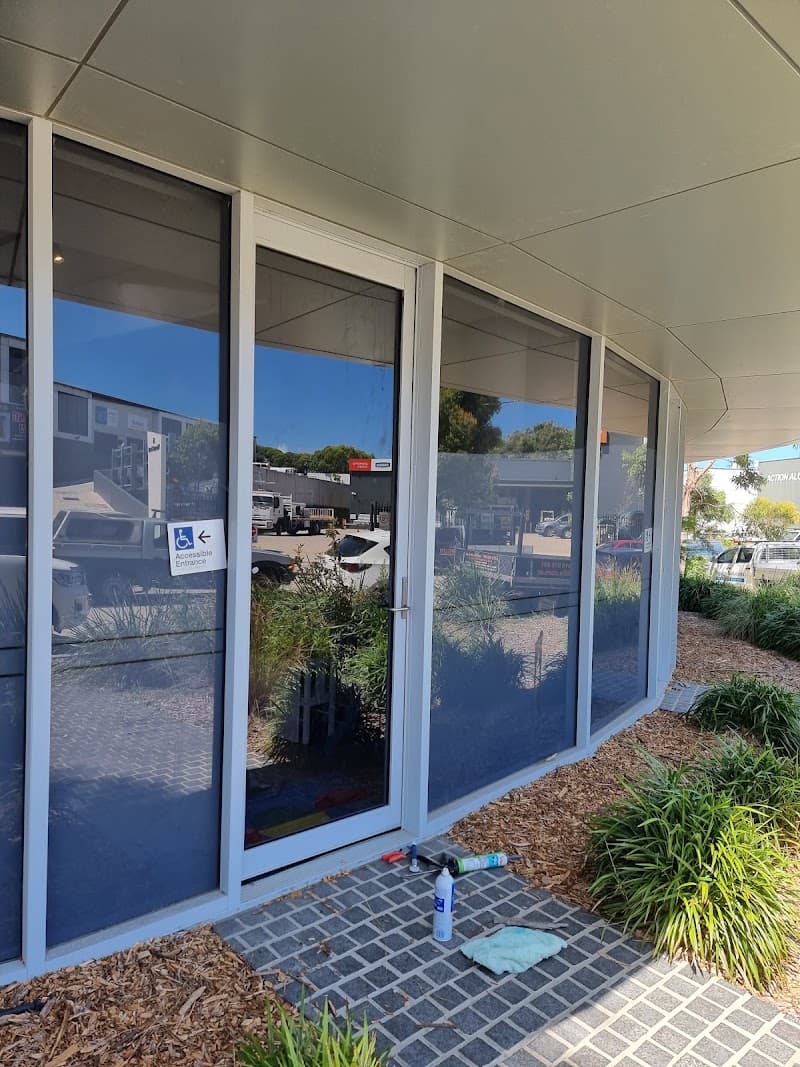 Mitre Glass and Aluminium glass & glazier work in Kogarah Bay