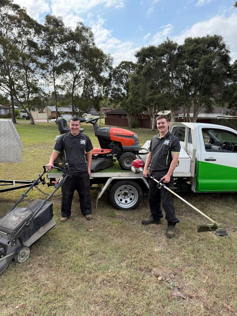 Mo Man Mowing gardening work in Penrith