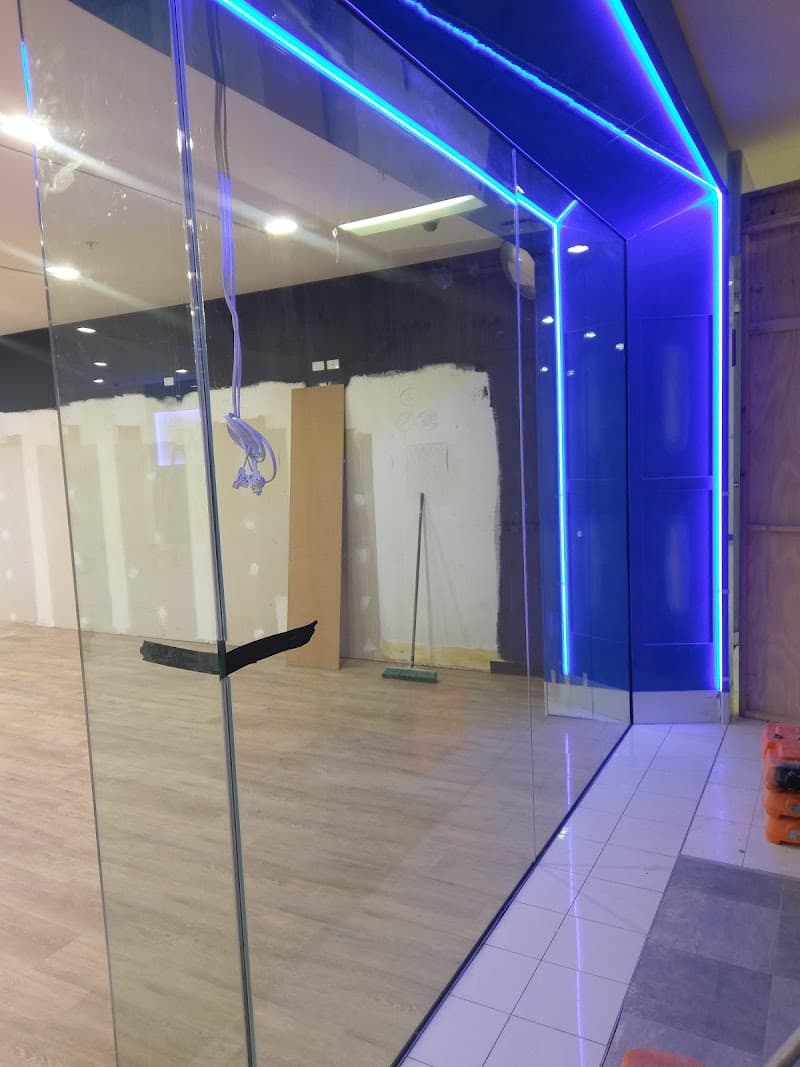 Mobile Glass & Glazing glass & glazier work in Joondalup