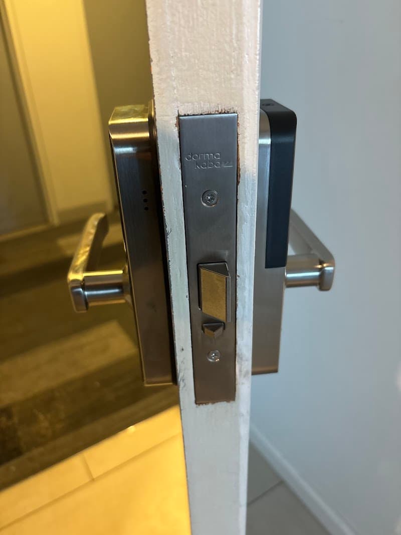 Mobile Locksmith In Brisbane locksmith work in Spring Hill